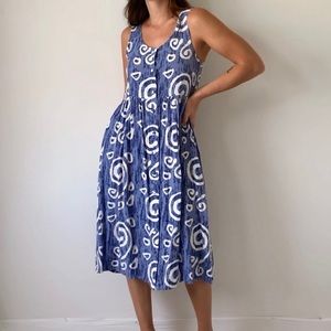 80s vtg. blue/white print midi length shift dress